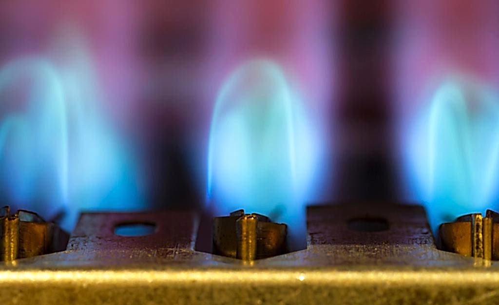 Re-lighting a Water Heater’s Pilot Light